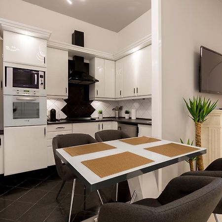 Luxury Dream Home In The Absolute Center Budapest Bagian luar foto