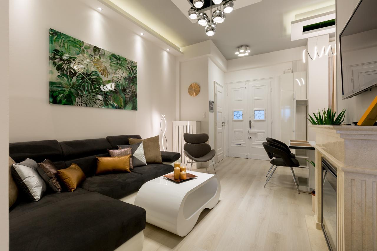 Luxury Dream Home In The Absolute Center Budapest Bagian luar foto